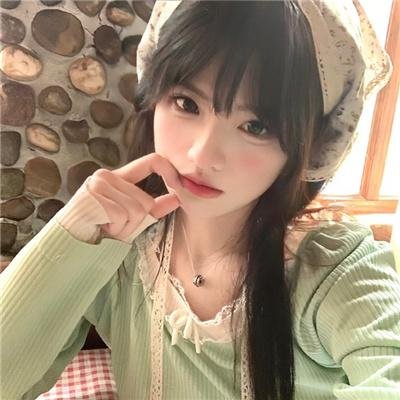 女玩家喜迎春